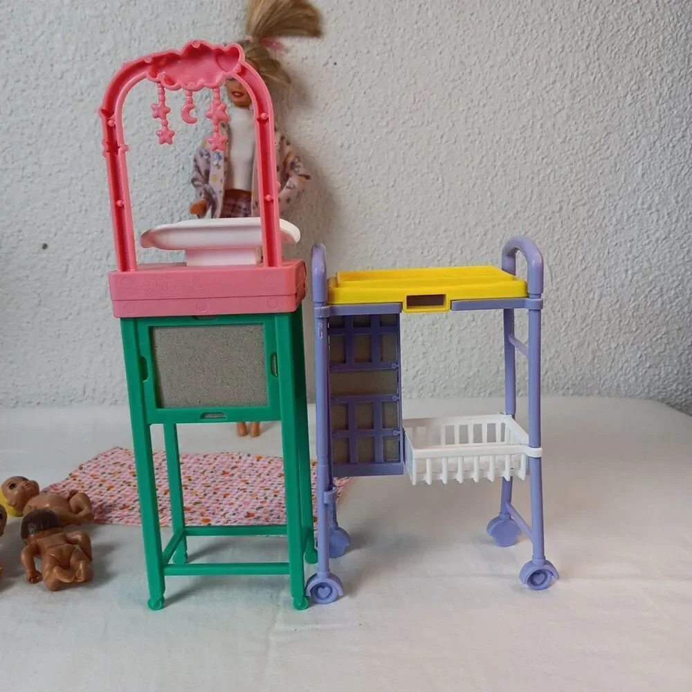 Barbie vtg giggles